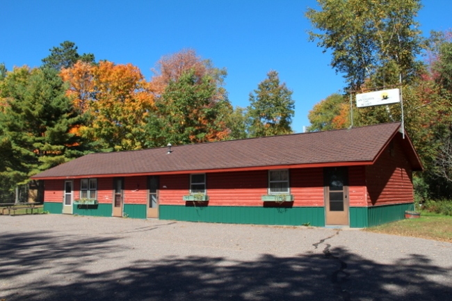 W4945 Wintergreen Lake Rd, Park Falls, WI for sale - Building Photo - Image 3 of 5