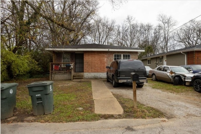 East Chattanooga Rental Portfolio portfolio of 26 properties for sale on LoopNet.ca - Building Photo - Image 3 of 27