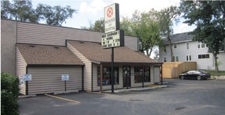 Plus de détails pour 318 N Milwaukee Ave, Wheeling, IL - Commerce de détail à vendre
