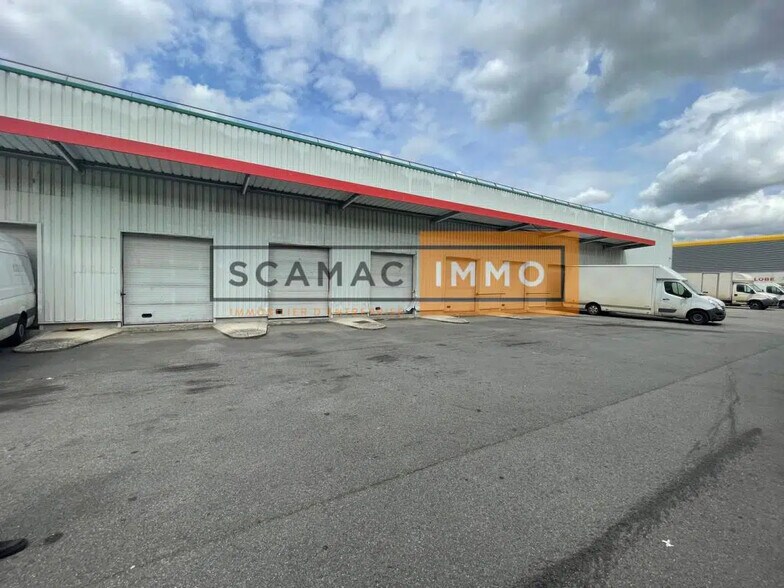 Bureau dans Mitry-Mory à louer - Photo du bâtiment - Image 2 de 7