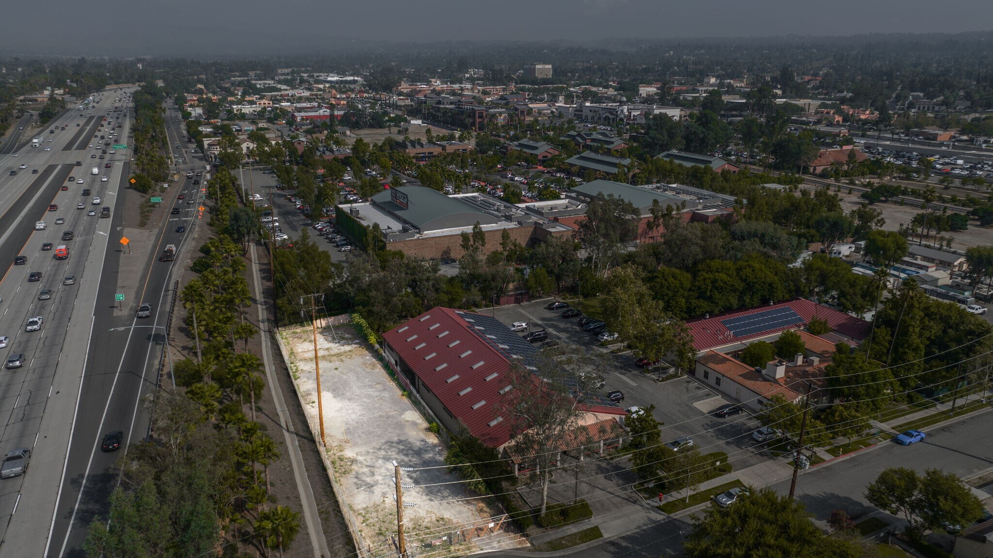 612 Lawton St, Redlands, CA for lease Primary Photo- Image 1 of 10