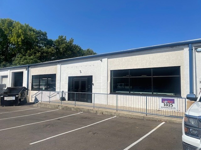 1025 Goodale Blvd, Grandview Heights, OH à louer - Photo du bâtiment - Image 3 de 3