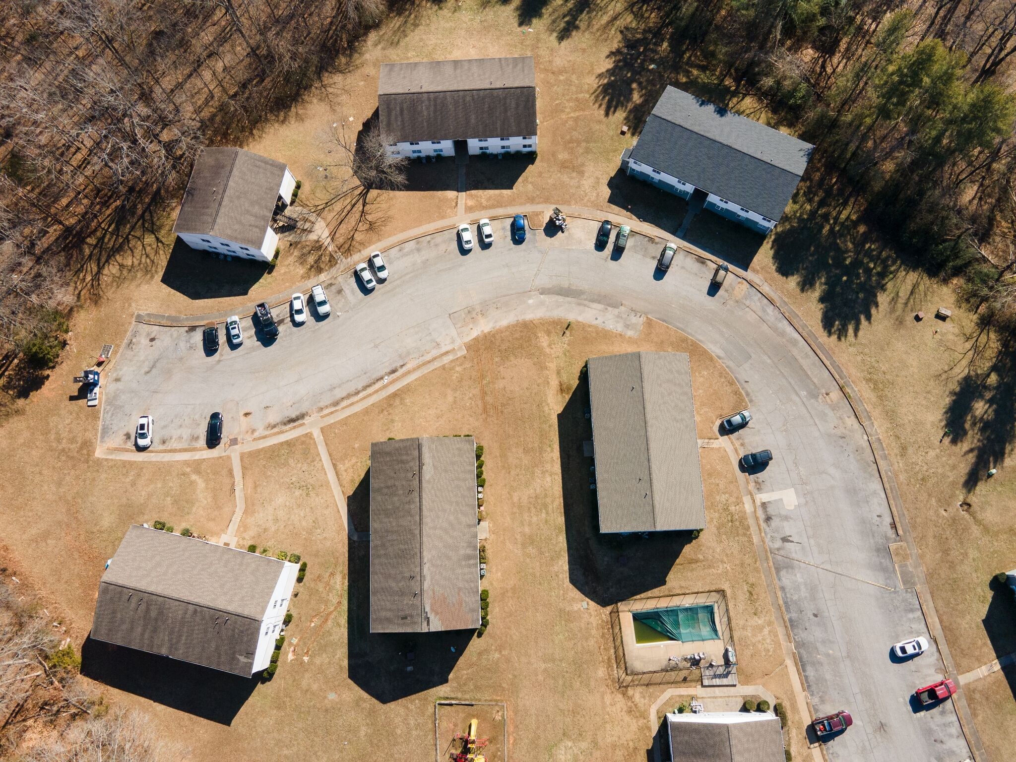 1351 Avondale Dr, Clarksville, TN à vendre Photo du bâtiment- Image 1 de 1