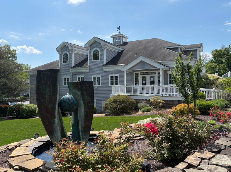 7 Miller Rd, Mahopac, NY for lease - Building Photo - Image 3 of 4