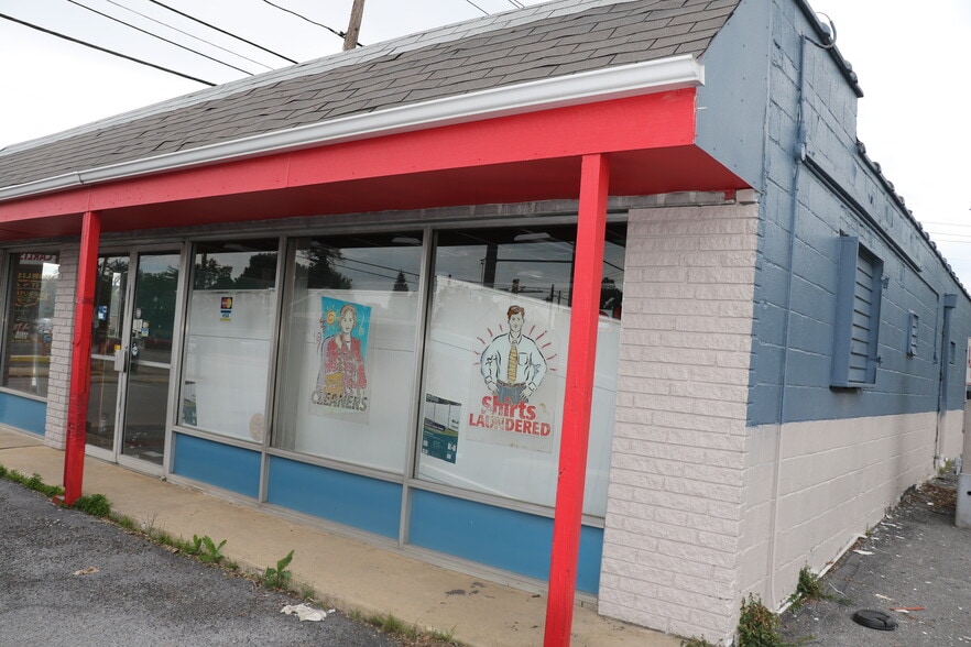 700 N Hanover St, Carlisle, PA à vendre - Photo du bâtiment - Image 3 de 11