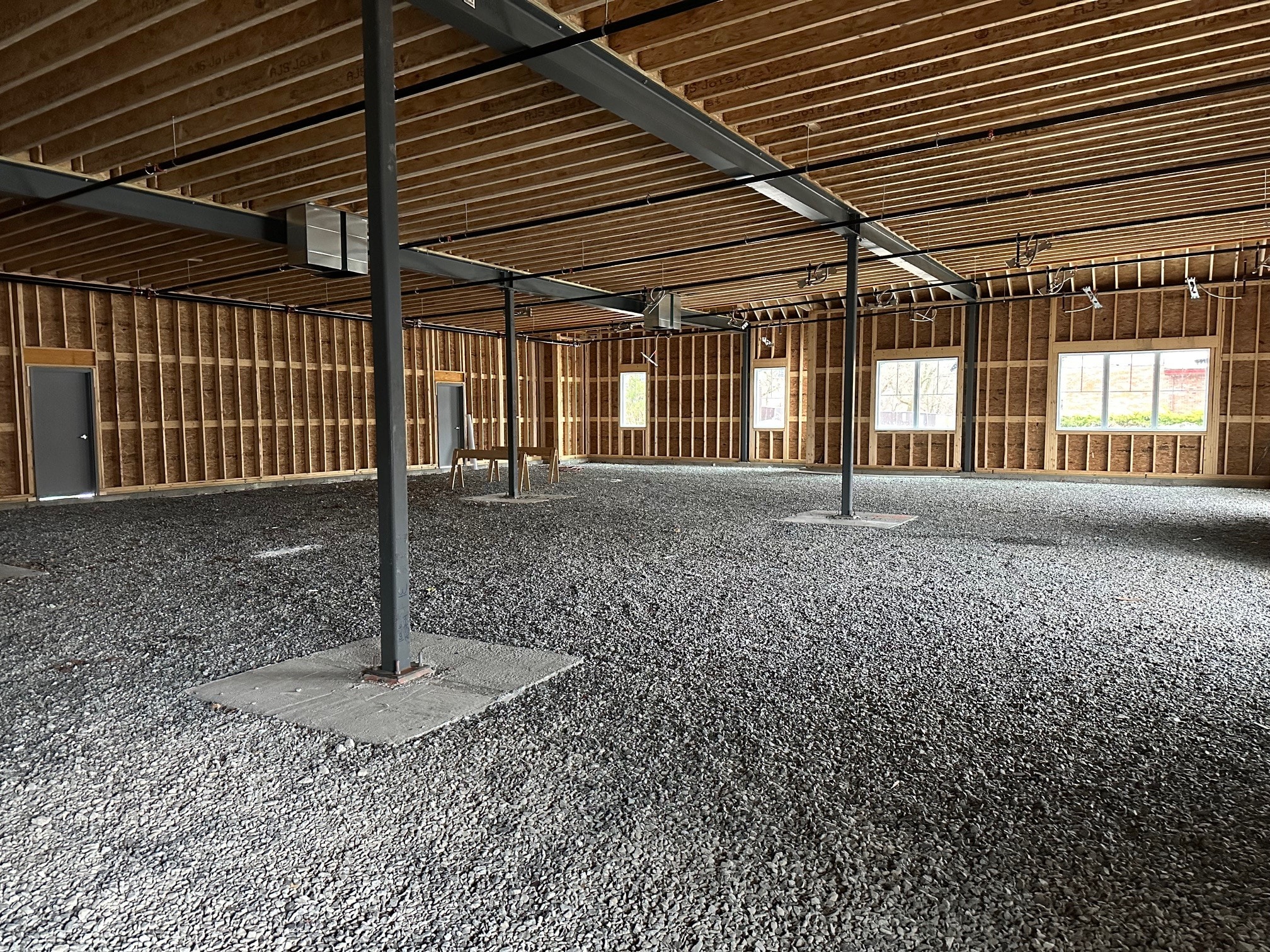 17 Arlington St, Dracut, MA for lease Interior Photo- Image 1 of 3