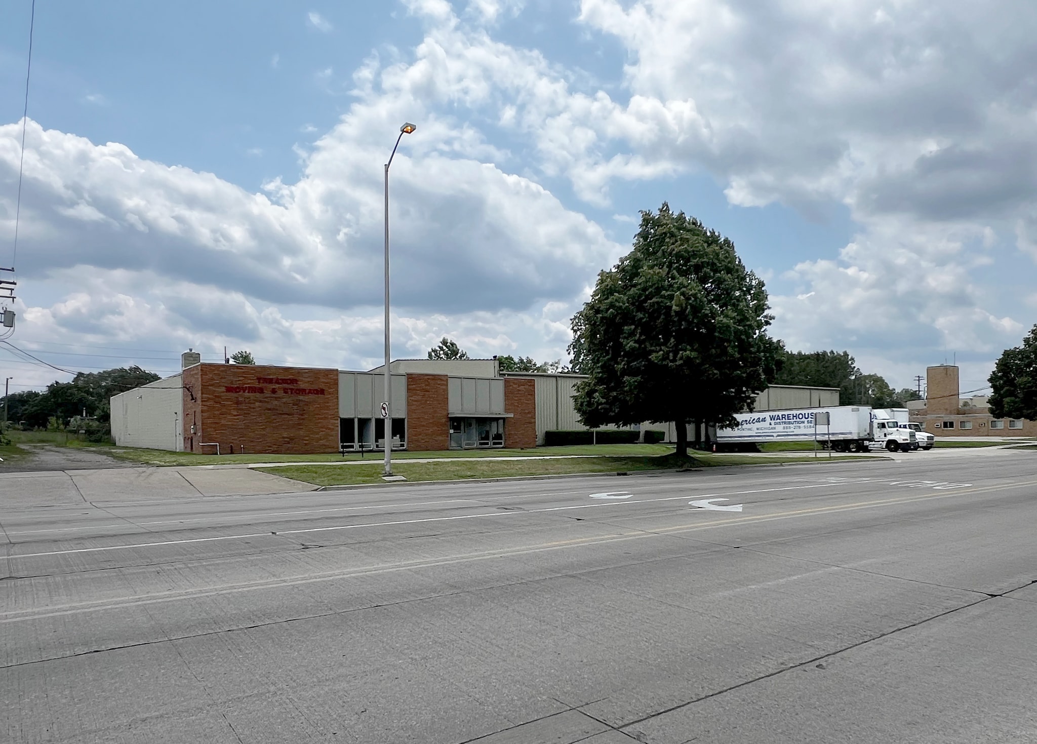 25 W Walton Blvd, Pontiac, MI for sale Primary Photo- Image 1 of 3