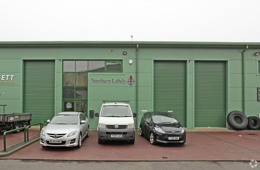 Riparian Ct, Keighley à louer - Photo du bâtiment - Image 2 de 6