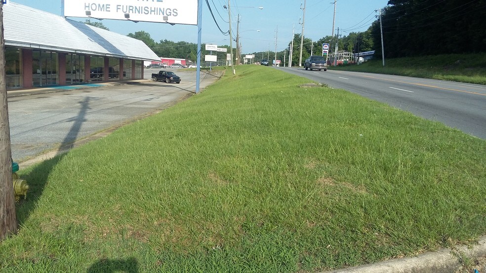 2711 US Highway 80 W, Phenix City, AL à vendre - Photo du bâtiment - Image 3 de 22