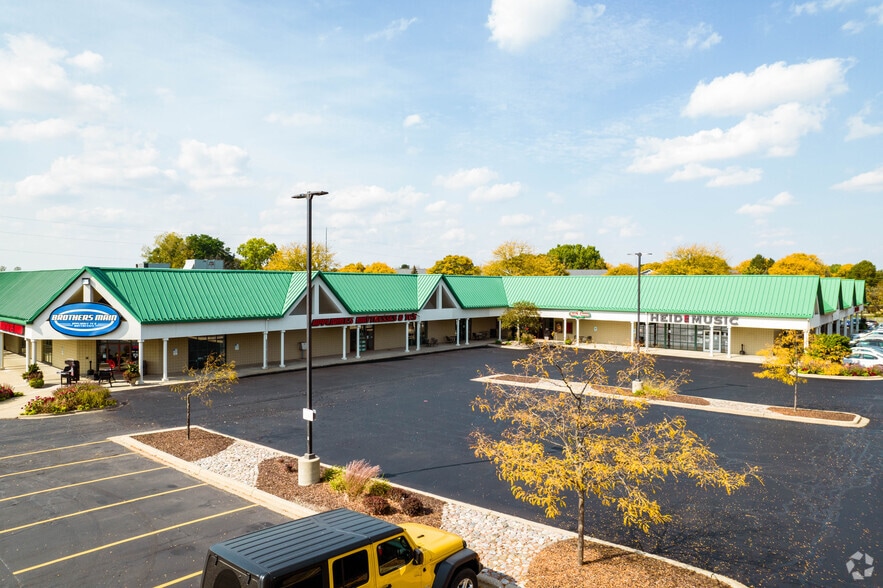 7940-7968 Tree Ln, Madison, WI for sale - Primary Photo - Image 1 of 1