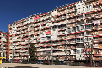 Plus de détails pour Plaza de Pontevedra, 2, Alcorcón - Multi-résidentiel à vendre