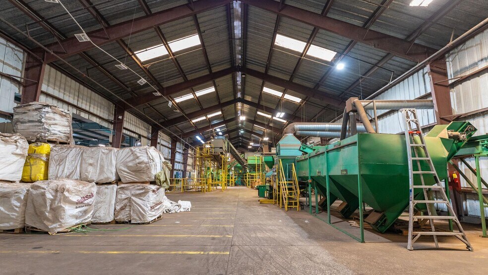 1312 W Oakridge Dr, Albany, GA à louer - Photo du bâtiment - Image 3 de 10