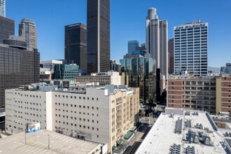 600 W 7th St, Los Angeles, CA - Aerial  map view