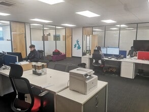 Watchmead, Welwyn Garden City for lease Interior Photo- Image 2 of 3