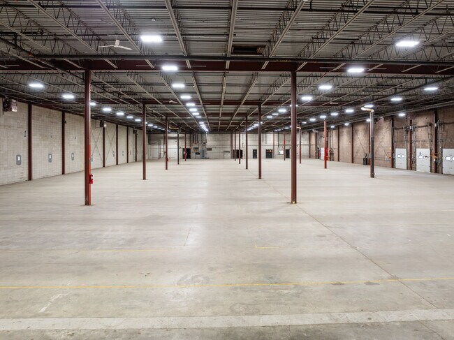 Plus de détails pour 1 Cornell Pl, Wilmington, MA - Industriel à louer
