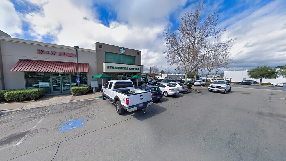 221-239 S Vasco Rd, Livermore, CA à louer - Photo du bâtiment - Image 2 de 7