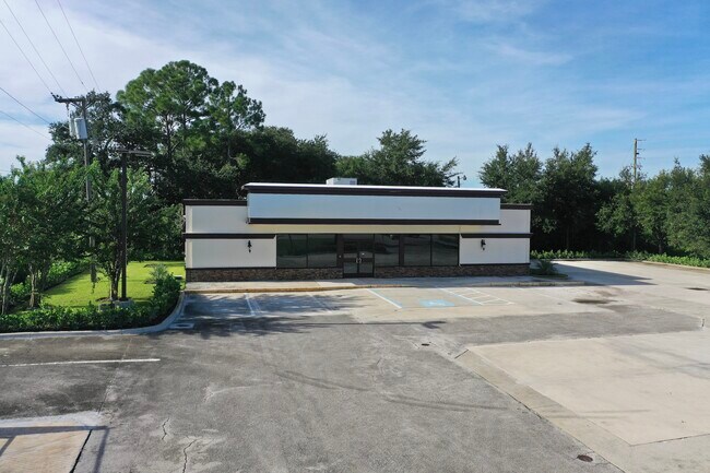 Plus de détails pour 8801 20th St, Vero Beach, FL - Commerce de détail à louer