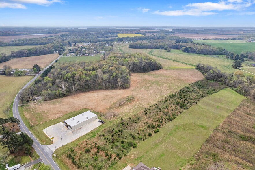 23.02 Acres US Highway 72, Athens, AL à vendre - Photo du bâtiment - Image 3 de 12