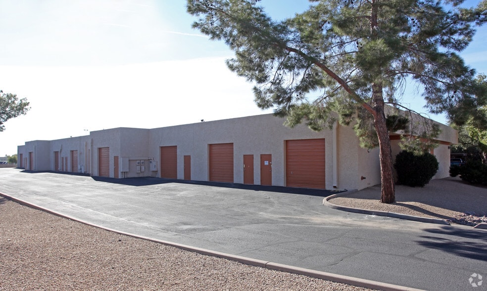 15207 N 75th St, Scottsdale, AZ for lease - Building Photo - Image 2 of 3