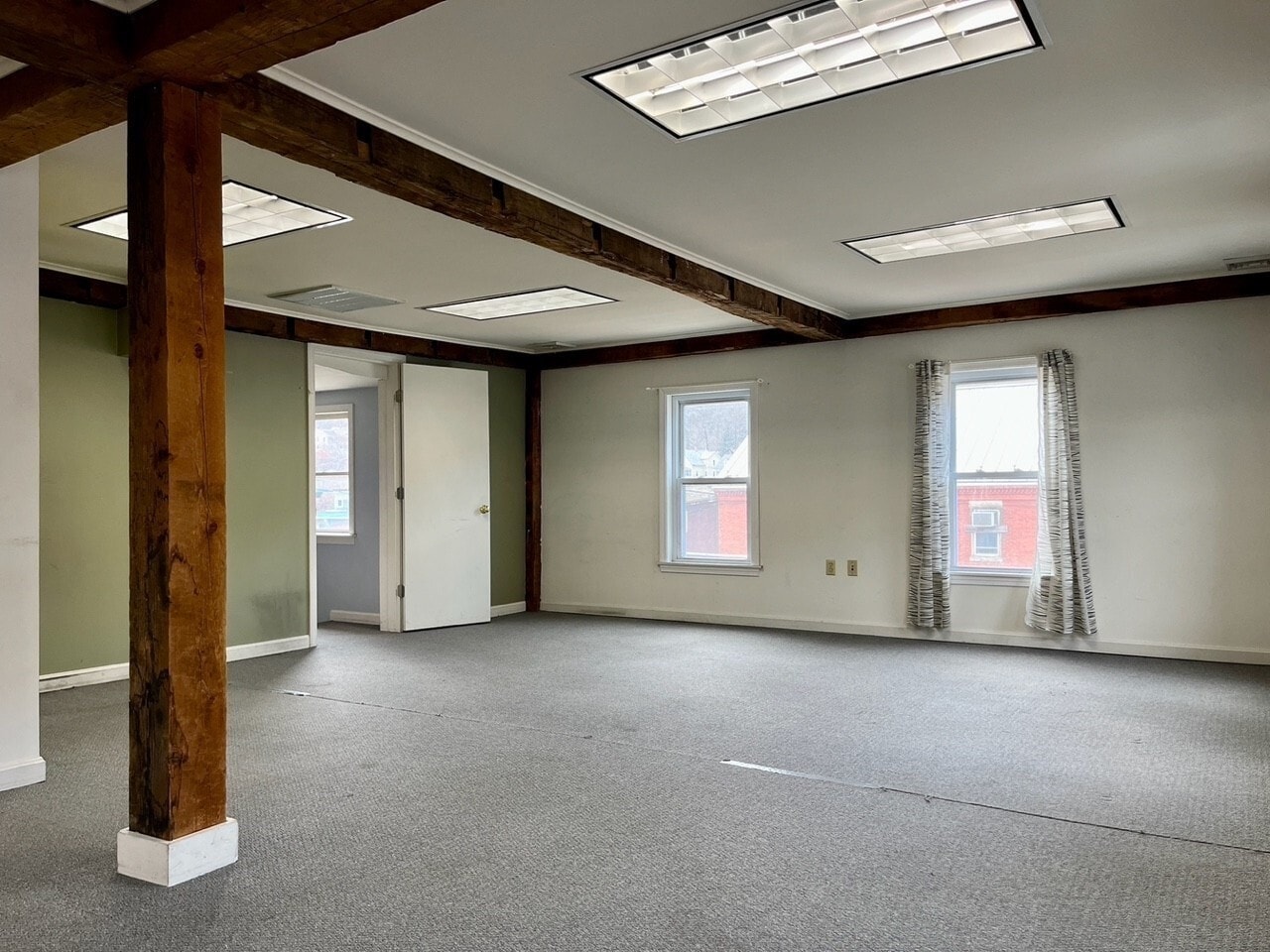 31 Bridge St, Shelburne Falls, MA for lease Primary Photo- Image 1 of 2