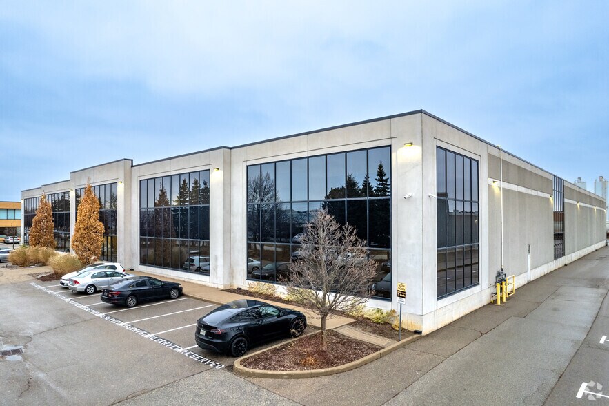 155 Snow Blvd, Vaughan, ON à vendre - Photo principale - Image 1 de 1