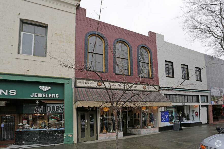 530 Main St, Woodland, CA à louer - Photo du bâtiment - Image 2 de 7