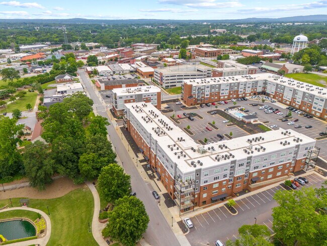 More details for 1004 Parkview Greer Cir, Greer, SC - Office/Retail, Retail for Lease