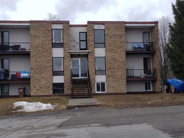 92 Rue Legaré, Ste-Agathe-des-Monts, QC à vendre Photo principale- Image 1 de 1