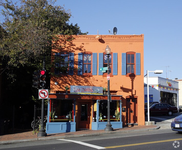 1564 Wisconsin Ave NW, Washington, DC à vendre - Photo du bâtiment - Image 2 de 2