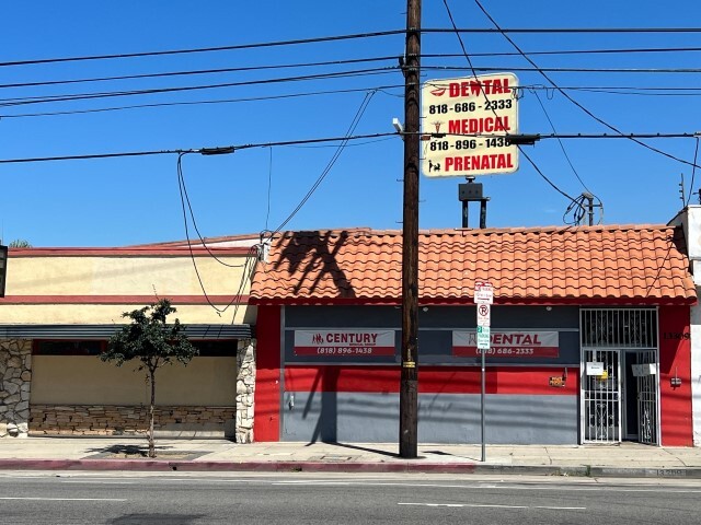 13309 Van Nuys Blvd, Pacoima, CA à vendre - Photo du bâtiment - Image 1 de 1