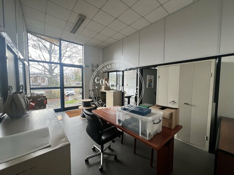 71 Rue Ampère, Labège for lease - Interior Photo - Image 1 of 7
