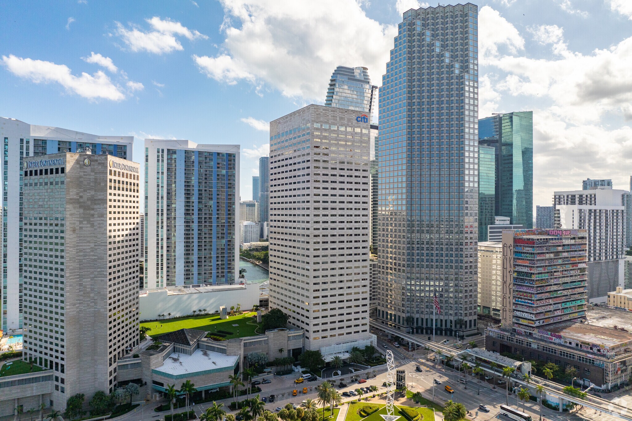 201 S Biscayne Blvd, Miami, FL à louer Photo principale- Image 1 de 37