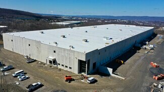 Plus de détails pour 4555 Oldfield Blvd, Pittston, PA - Industriel à louer