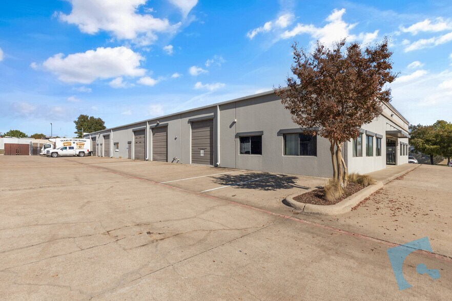 580 Commerce St, Southlake, TX à louer - Photo du bâtiment - Image 3 de 4
