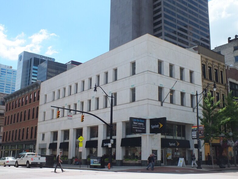 11 E Gay St, Columbus, OH à louer - Photo du bâtiment - Image 1 de 2