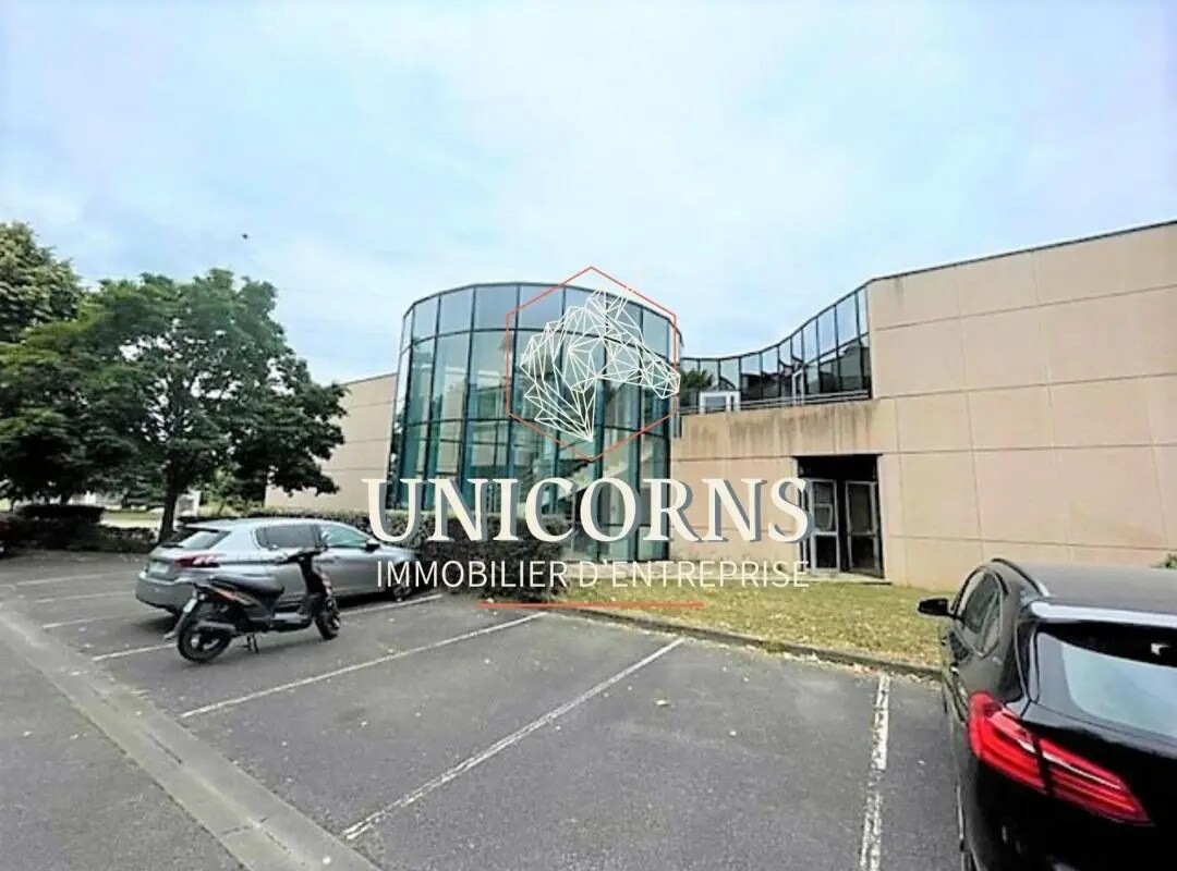 Office in Labège for lease Building Photo- Image 1 of 13