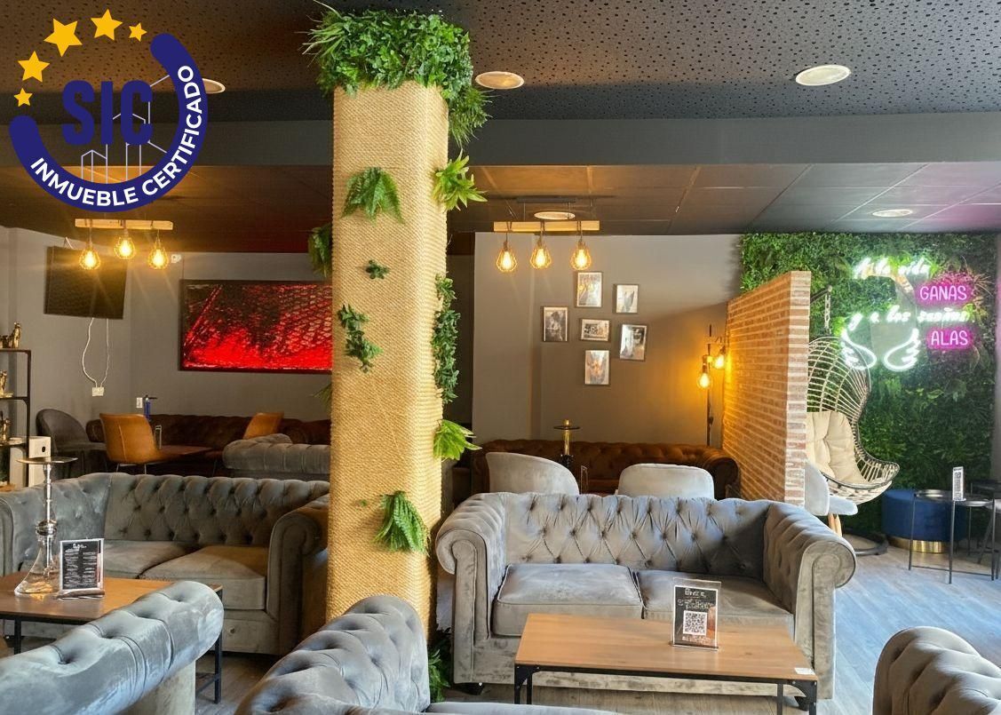 Commerce de détail dans Carcaixent, Valencia à louer Photo du bâtiment- Image 1 de 40