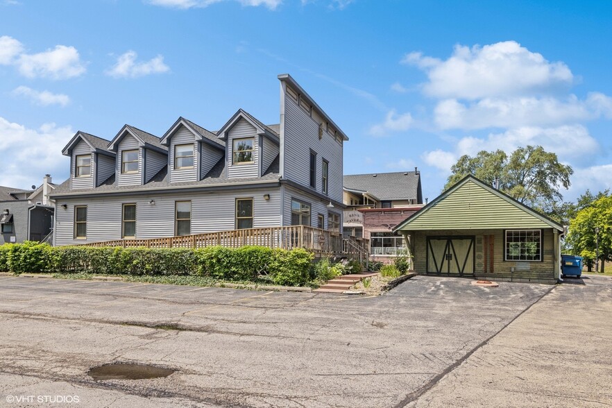 105 E Irving Park Rd, Itasca, IL for sale - Building Photo - Image 1 of 10