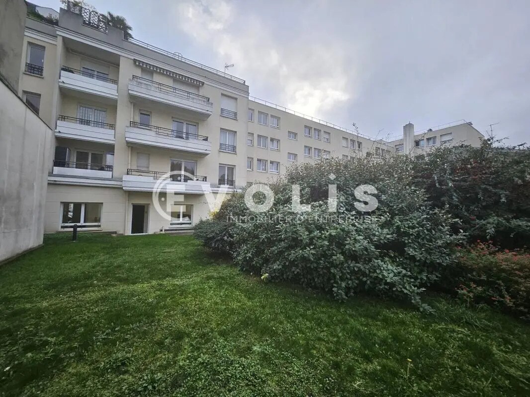 Bureau dans Montrouge à vendre Photo du bâtiment- Image 1 de 17