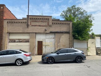 Plus de détails pour 550 Oliver St, Cincinnati, OH - Industriel à vendre
