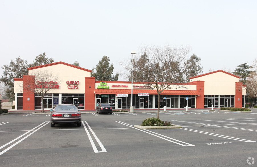 2808 Country Club Blvd, Stockton, CA for lease - Primary Photo - Image 1 of 12