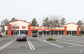 Plus de détails pour 2808 Country Club Blvd, Stockton, CA - Local commercial à louer