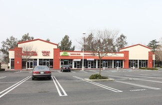 Plus de détails pour 2808 Country Club Blvd, Stockton, CA - Commerce de détail à louer