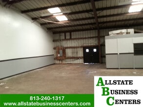 13215 N Nebraska Ave, Tampa, FL à louer Photo intérieure- Image 2 de 7