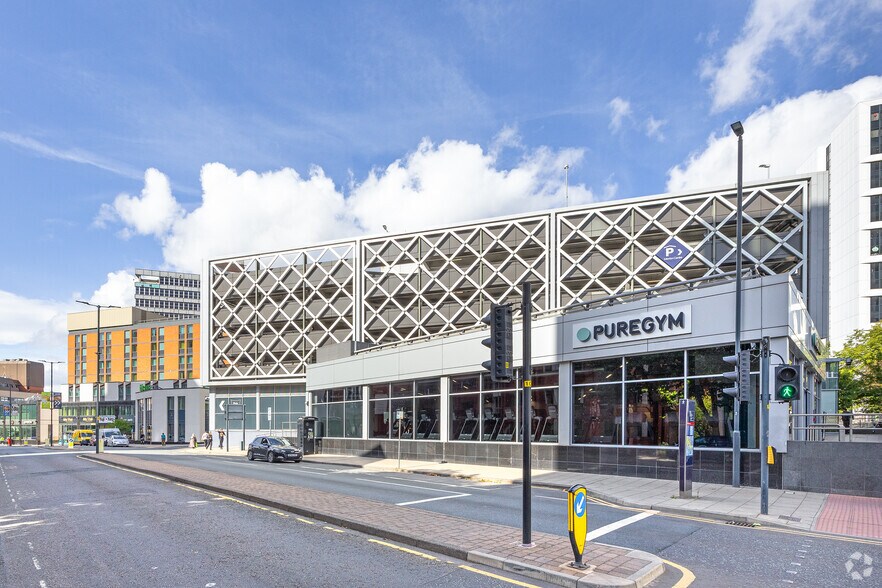 Merrion Way, Leeds for lease - Building Photo - Image 3 of 4