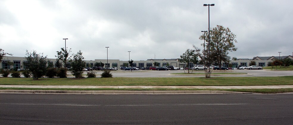 12708 Riata Vista Cir, Austin, TX for lease - Other - Image 3 of 33