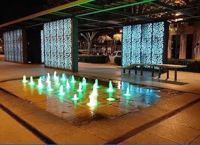 Flex in Nîmes for lease Building Photo- Image 1 of 7