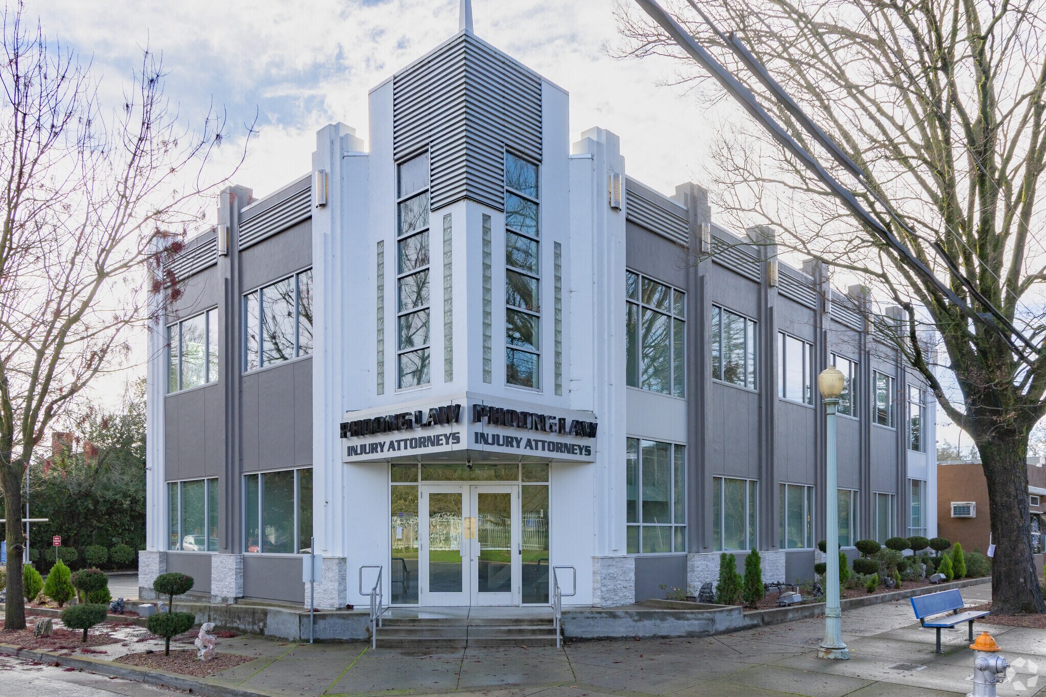 2725 Riverside Blvd, Sacramento, CA for lease Primary Photo- Image 1 of 5