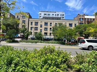 Plus de détails pour 2391-2395 Grand Concourse, Bronx, NY - Commerce de détail à louer
