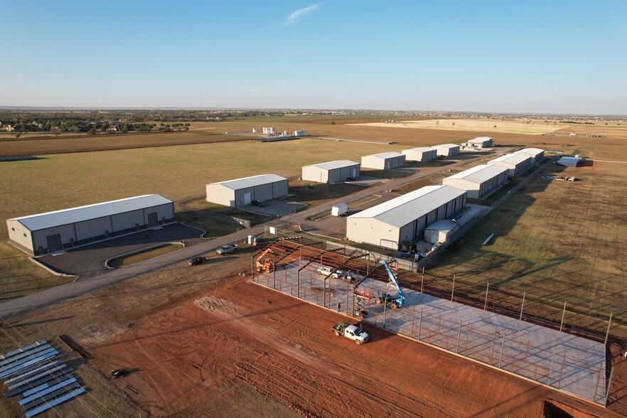 6121 Campbell Ln, Piedmont, OK for lease - Primary Photo - Image 1 of 4